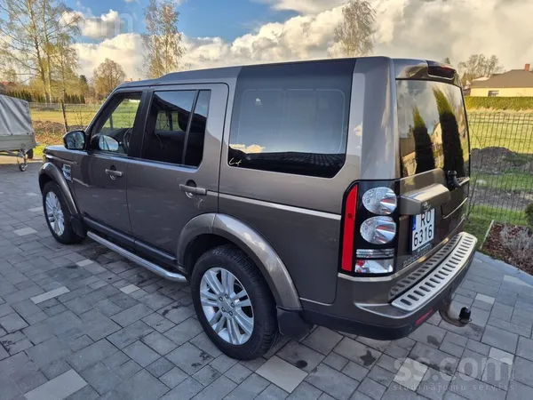 Land-rover Auto jauns pirkts Latvijā. Esmu otrais īpašnieks. 