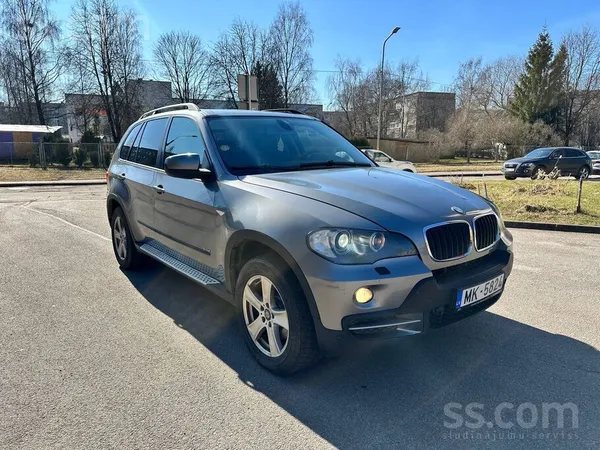 BMW Pārdodu BMW X5 E70. Manā īpašumā 3 Gadus. 