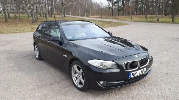 BMW Pārdošanā savam gadam labs BMW 530 F11, labā tehni
