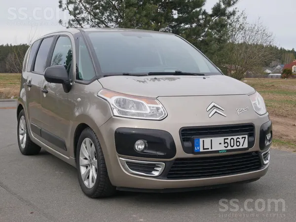 1.6hdi. Māšīna labā stāvoklī. Neliels bet ļoti ietilpīgs auto. Ļoti ekonomis