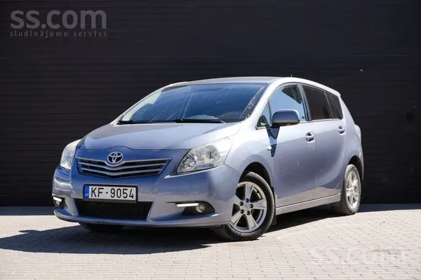 Toyota Toyota Corolla Verso 2009. gada, 2.0 dīzelis ar ma