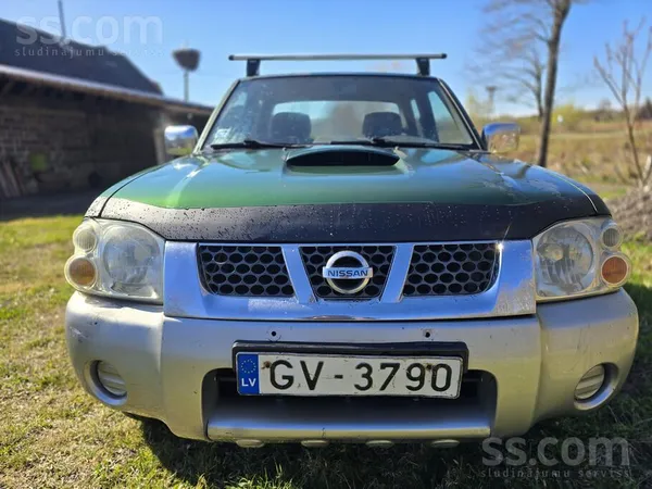 Pārdodas laba Navara jeb Kingcab. Viss darbojas, pazeminātie, paaugstinātie.