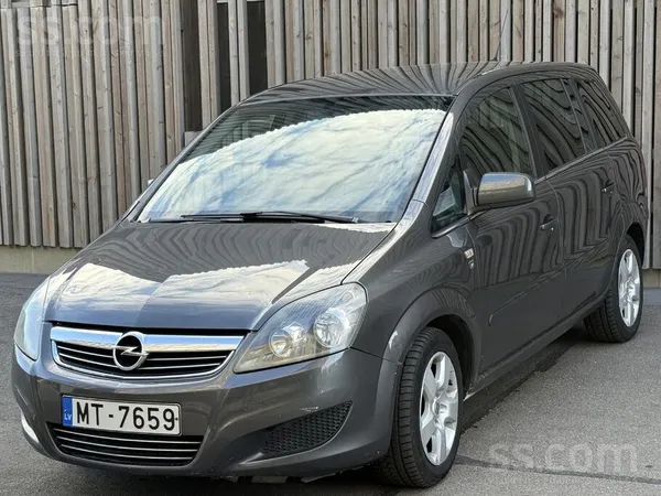 Opel Zafira Jauna TA 04.27. Pārdodu Opel Zafira , ar 1.7
Cdti (81Kw) dizeli