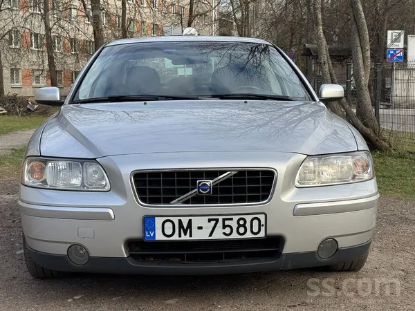 Volvo Volvo S60 D5, 2.4 dīzelis, 120kW, 6 ātrumu pārnesu