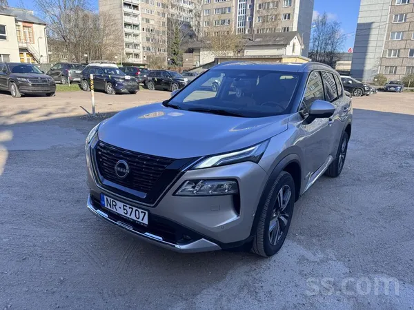 Nissan X-Trail E-Power Tekna, 2023

Tiek pārdots moderns hibrīda krosovers