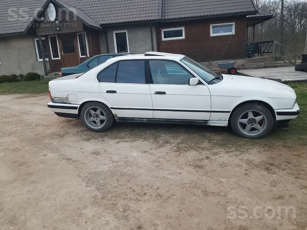 540i
Rūc brauc bremzē.