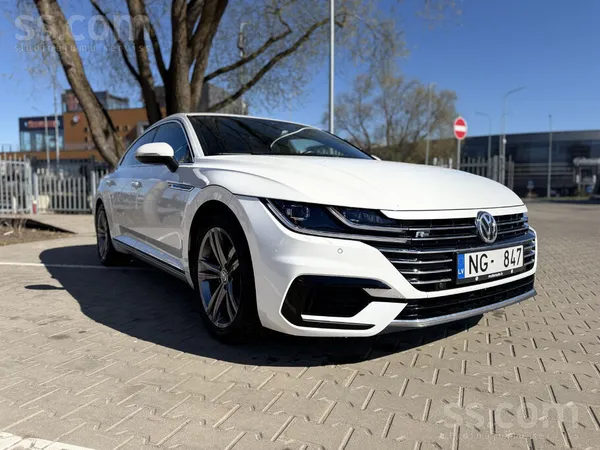 R-Line, asistenti, acc distronic, led lukturi, kamera u. c. 

VW Arteon R-