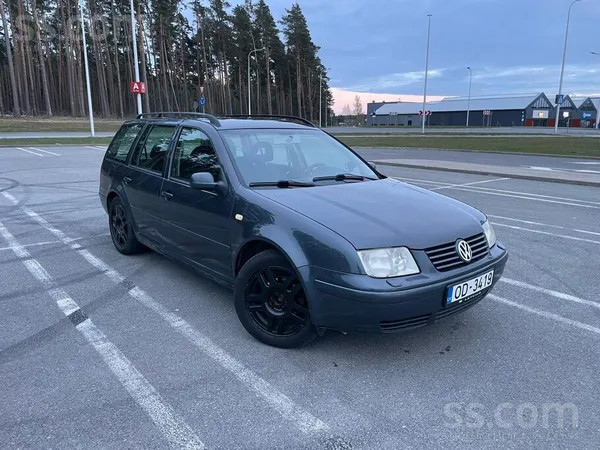 Pārdodu VW Bora Variant 1.9 Tdi 85kW. Aprīkojums uzskaitīts zemāk. Mašīna sa