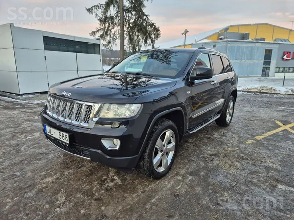 Jeep Grand Cherokee Limited. Дефект двигателя. В данный момент двигатель сня