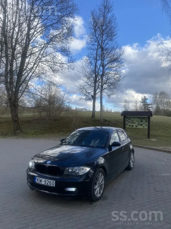 Bmw 118
2.0d 105kw 

Nobraukums 292887km
Manuāls 6 atrumi. 
Motors eļļu