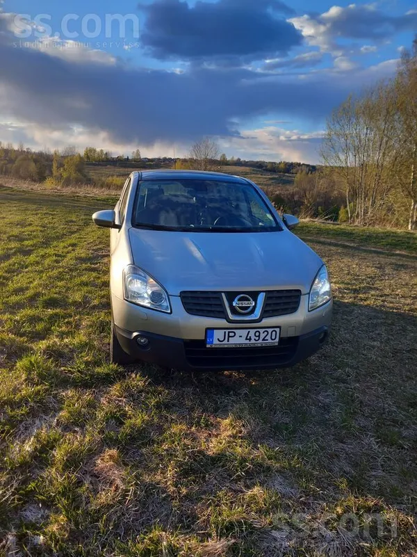 Nissan Pārdod automašīnu Nissan Qashqai, 2008. gada izlai