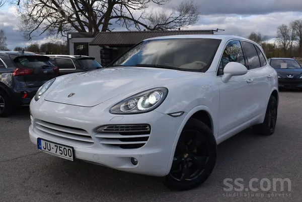Porsche Cayenne 3.0L Dīzelis, 180kW, 07.2013 g. 

186 730 km

Automašīna