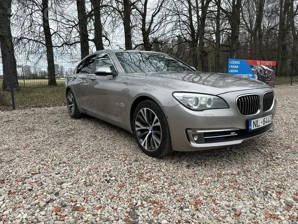 Xdrive. Individual.
BMW 730.
190kw-258cv.
11.01.2013.
320921km.
Sk