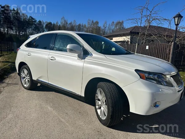 Lexus RX 450h 3.5 Hybrid 2010. g. Japānas ražojums Awd

Auto lieliskā tehn