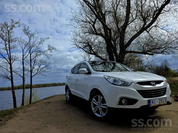 Pārdodu Hyundai Ix35 2012 gada. 2.0 Benzīns, automātiskā pārnesuma kārba.