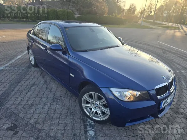 Pārdodu bmw 318
2.0 benzins
Auto darba kārtībā
Izskatu maiņas variantus,