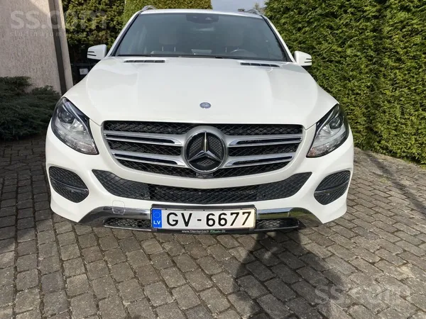 Mercedes Benz Gle 400 benzīns, 245 kw (333 Ps) ideālā tehniskā un vizuālā st