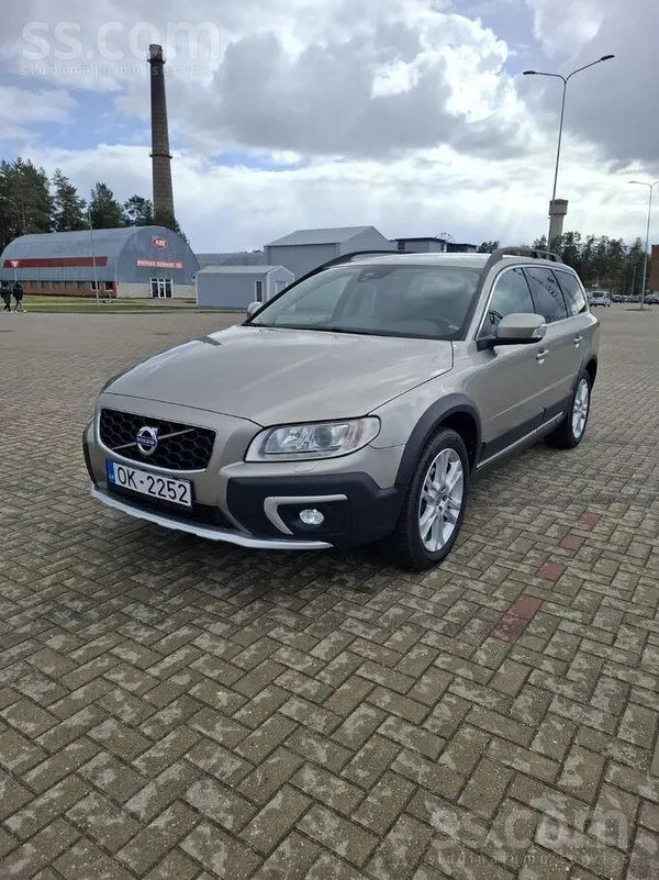 Volvo Pārdod Xc70 D5 Awd 2, 4 162kw, uzpasēts un kopts a