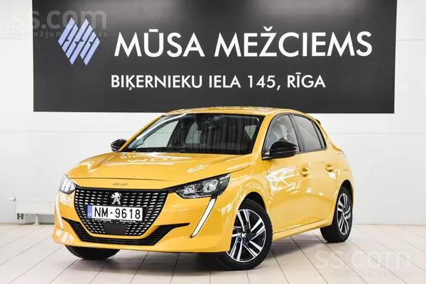 Peugeot 208 Allure Pack, 1.2 Puretech 100 ZS (74 kW) dzinējs, caurskatāma se