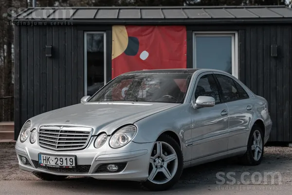 Mercedes E220 ar 2.2d, 110kw. Ērts un sakopts salons. Jauna TA

Aprīkojums
