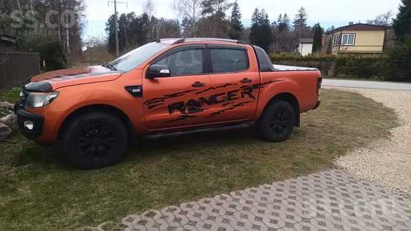 Ford Labs un jaudīgs braucamrīks, derēs ne tikai pilsēt
