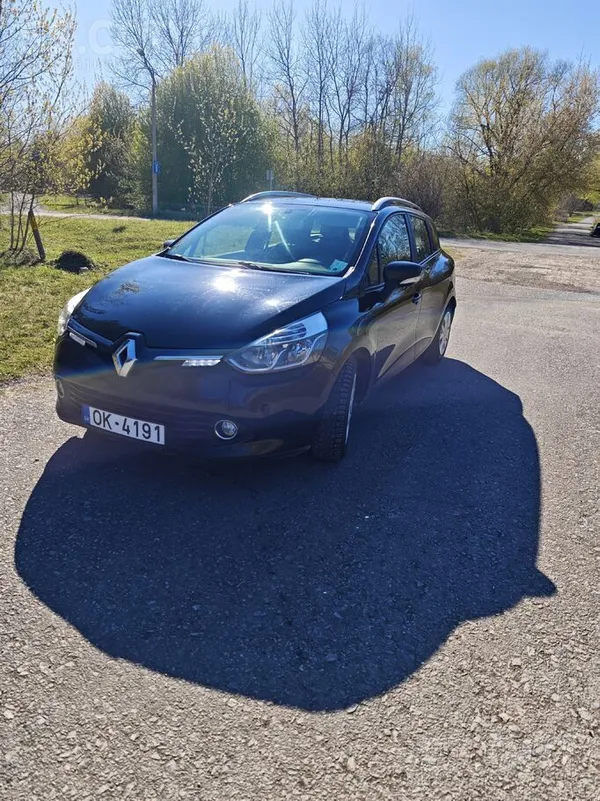 Tikko ievests no Somijas Renault Clio Grandtour. Garā versija, kur var arī b