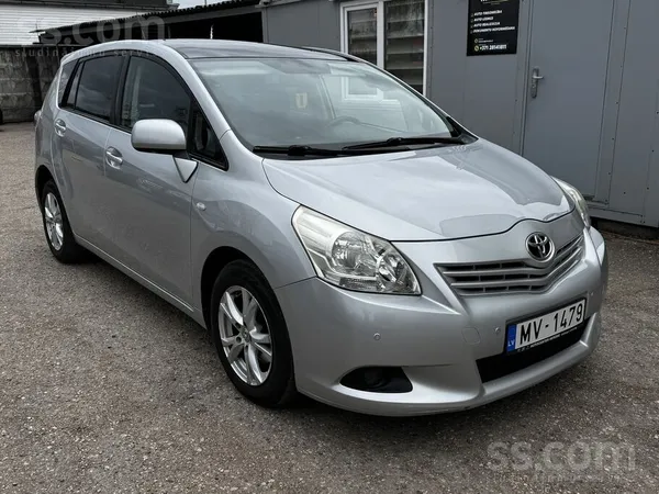 Toyota Toyota Verso 2.0 D4D 93 kW. Тех. осмотр до 30.04.2