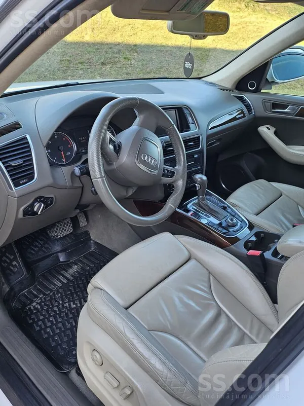 Audi Sakarā ar aizbraukšanu pārdodu labu Q5.Alkantaras 