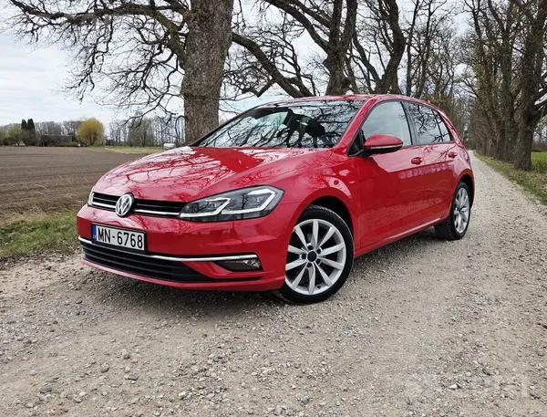 Volkswagen Lielisks un rūpīgi uzturēts auto - Golf 7.5 faceli