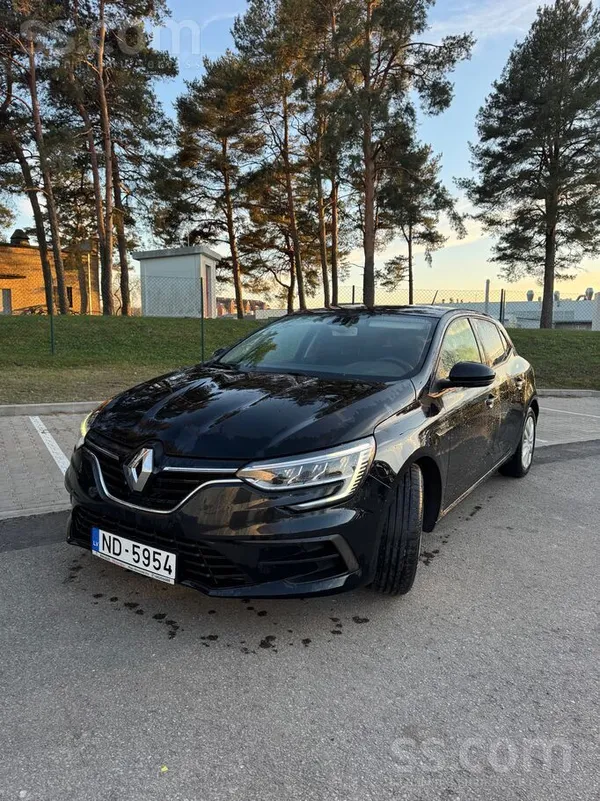 Pārdodu Renault Megane – Ideālā Stāvoklī. 

2022. gada Renault Megane ar e