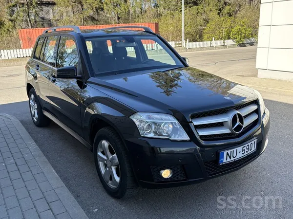 287 000 km. Pārdodu mercedes glk200 ar dīzeļdzinēju. Ekonomiska 7 pakāpju au