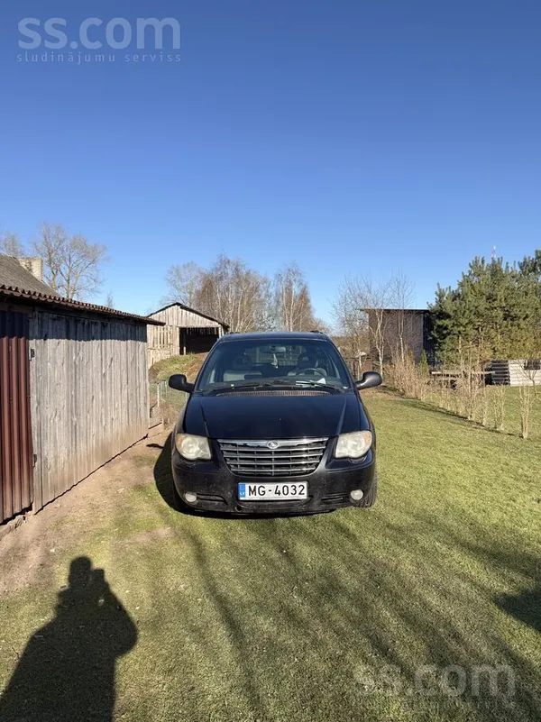 Chrysler Pārdodu auto sēdies un brauc 