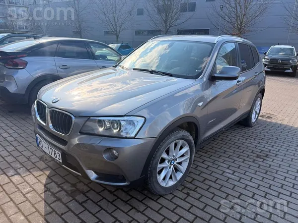 BMW X-Drive. Kopts un saudzēts auto.
