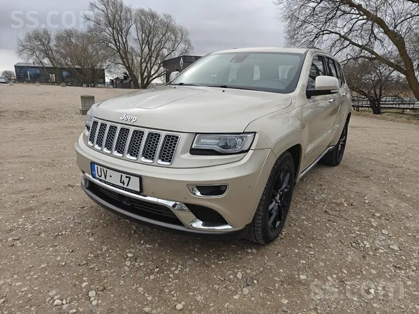 Pārdodu Jeep Grand Cherokee 3.0D 184 kW / 250 Zs Pilnpiedziņa 4x4 , Facelift