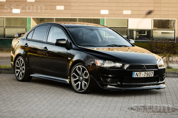 Pārdodu Mitsubishi Lancer 1.8 dīzeli 110 kw. Tikko izieta jauna tehniskā aps