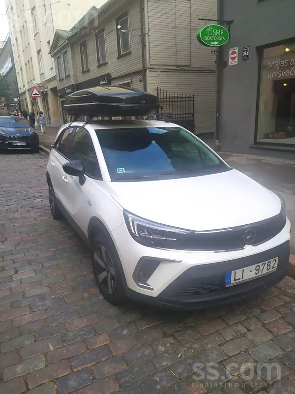 Nopirkts jauns Opel dīlercentrā Rīgā, Krasta ielā. Viena īpašniece. Pilna se