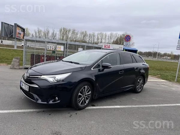Toyota Avensis 2, 0 litru dīzeļdzinējs D4D, importēts no Vācijas, labi aprīk