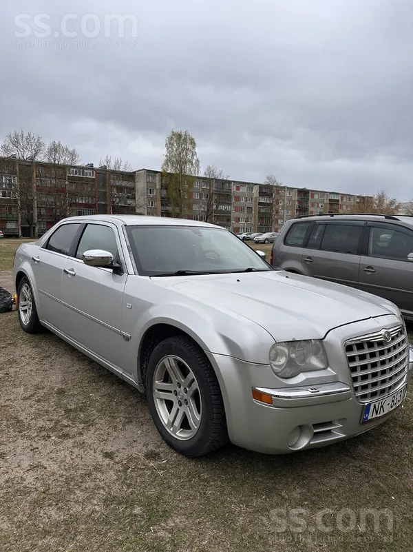 Chrysler Pārdodu Chrysler 300C, 2005. gads, 3.5 benzīns, au