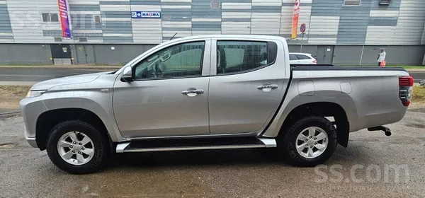 Neto cena 16000 +Pvn
Auto pirkts jauns pie dīlera
Mašīna labā stāvoklī
or