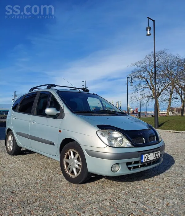 Renault Īpašnieks pensionārs pārdod Renault Scenic 1.9cdi.