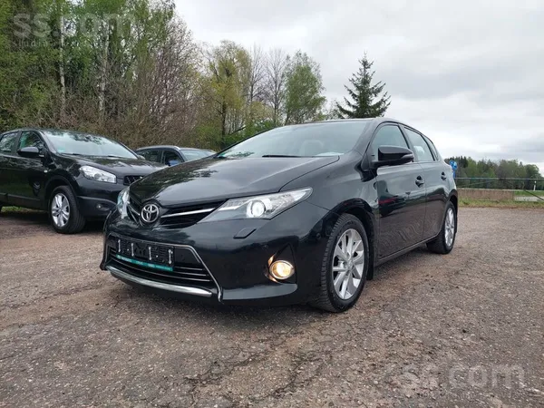 Toyota A/m no Vācijas. Hečbeks. 2, 0Tdi(91Kw)D4D, 6 ātrum