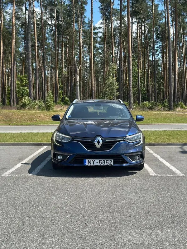 Renault Cena ar Pvn. 