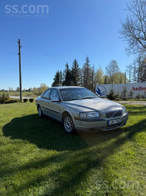 Volvo Pārdodu Volvo S80 – uzticams un komfortabls auto. 
