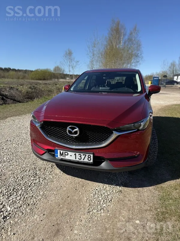 Pārdod uzticamu un koptu uzņēmuma auto ar caurspīdīgu un pārbaudāmu vēsturi.