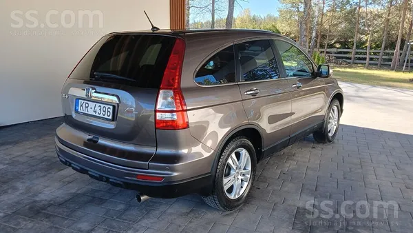 Honda crv Benzīns-gāze. 4x4.
Tikko izieta jauna tehniskā apskate bez aizrād