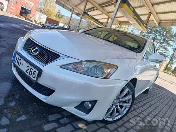 Lexus Is 250 Facelift Benzine, Automats 153Kw. Pirmā reģistrācija 26.03.2012