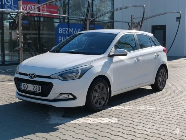 Hyundai i20 1.1 dīzelis 2016. Svaigs auto ar mazo noskrējienu un mazo patēri