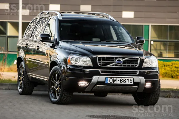 Volvo D5. 147kw / 200zs. Black Edition. Awd. 4x4. Tikko 