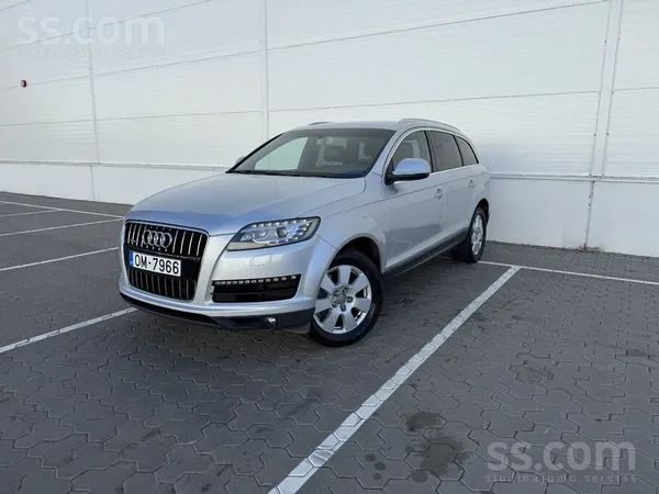 Audi Tikko ievest un reģistrēts Audi Q7 7 vietīgs auto.