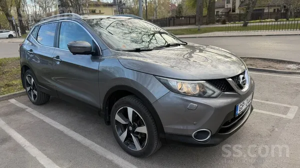 Nissan Qashqai N-Connecta. 1.2 benzīna dzinējs. Pirmā reģistrācija 05.12.201